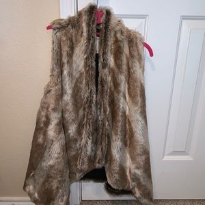 Fur vest
